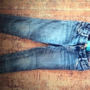 Old Navy Toddler Girl medium wash jeans